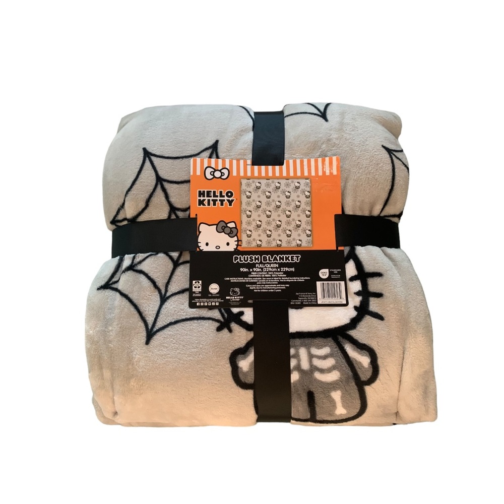VIRAL NEW 2023 Hello Kitty Skeleton Plush Blanket Halloween Edition Full/Queen